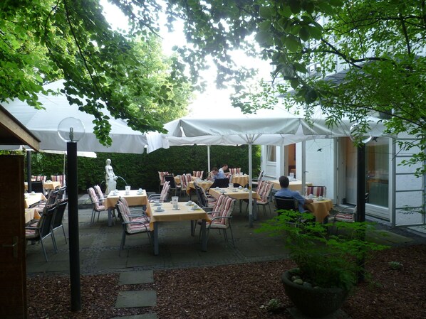 Restauration en plein air