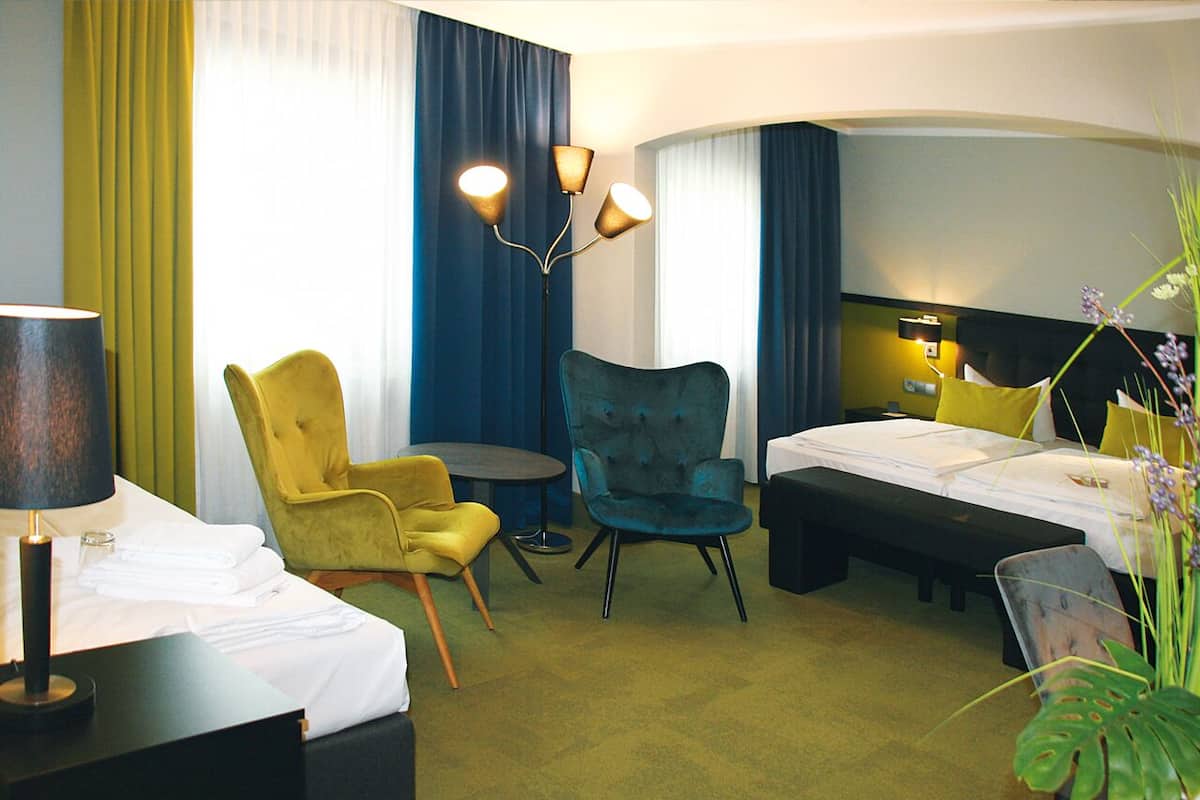 Family Triple Room | Hypo-allergenic bedding, minibar, desk, laptop workspace