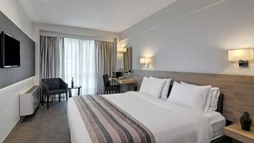 Down comforters, in-room safe, blackout drapes, soundproofing