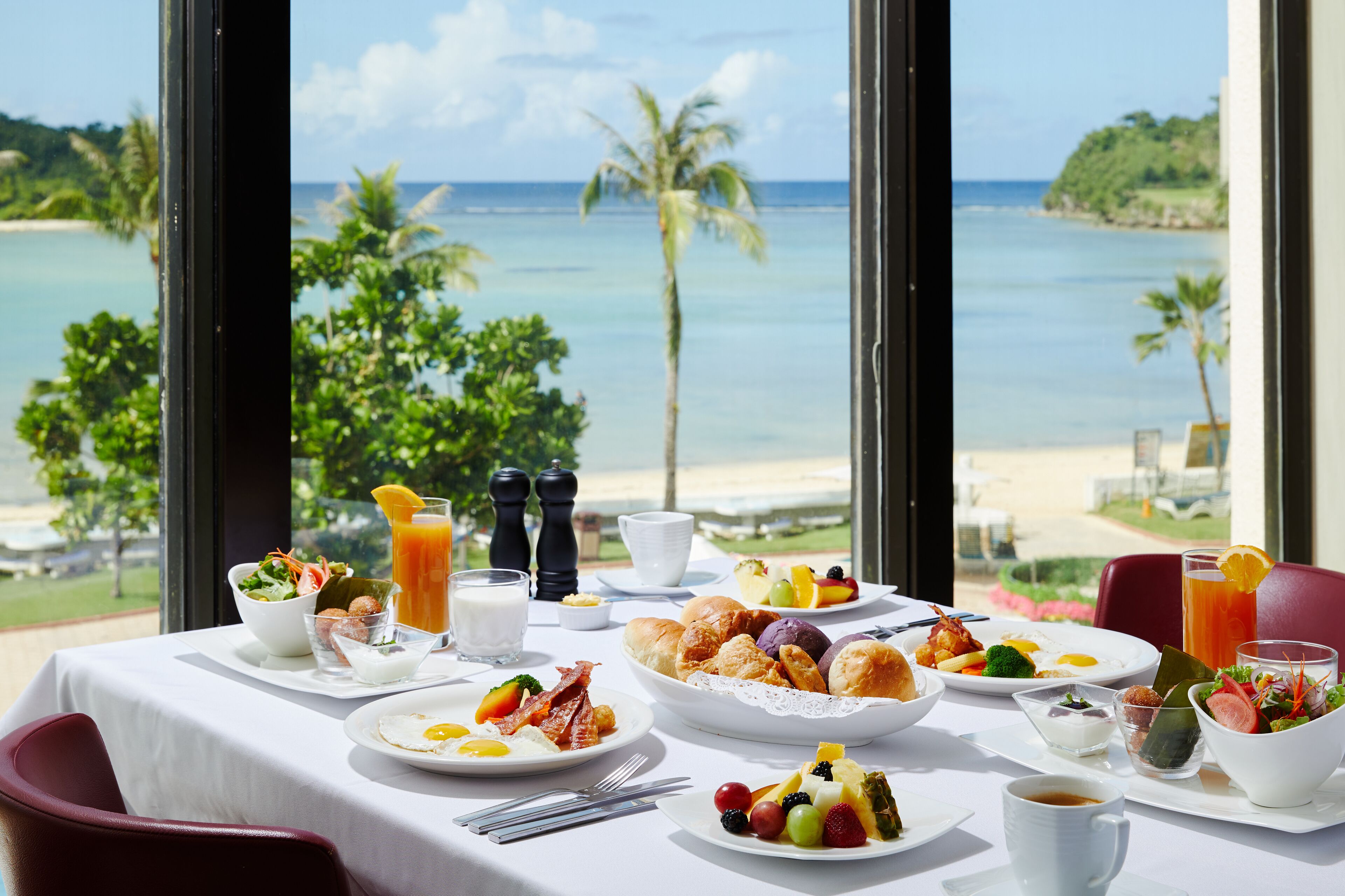 daily buffet breakfast (usd 30 per person)