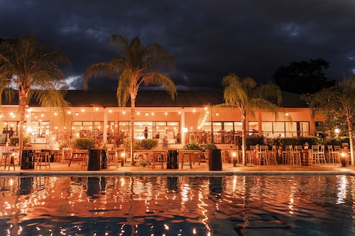 Copantl Hotel & Convention Center