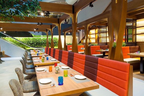 3 restaurantes, café da manhã, culinária asiática