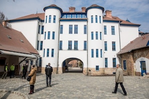 Point of interest - Hotel Benczur (Budapest)