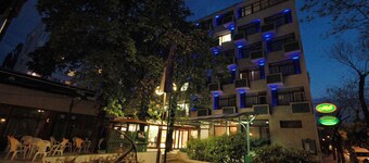 Hotel Benczur