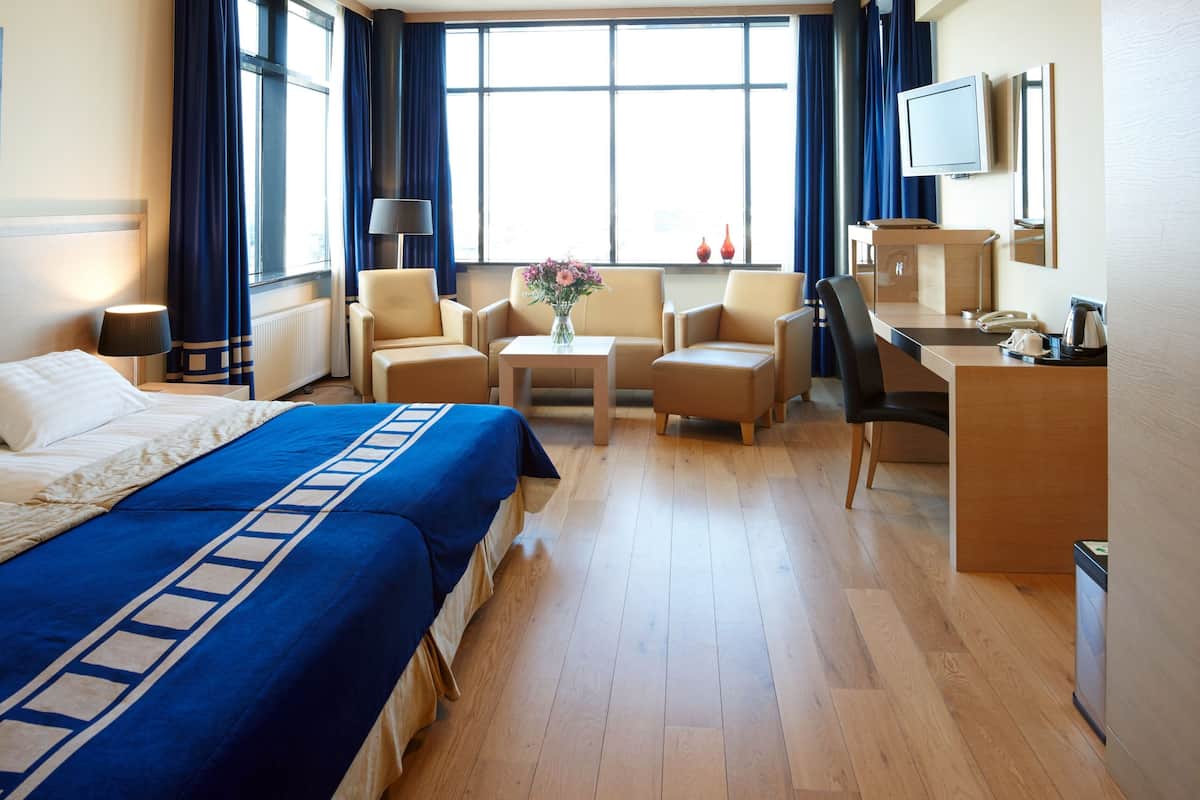 In-room safe, desk, laptop workspace, blackout drapes