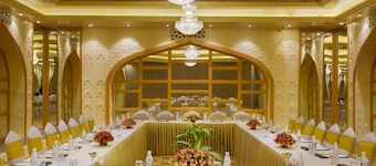 Hotel Clarks Shiraz