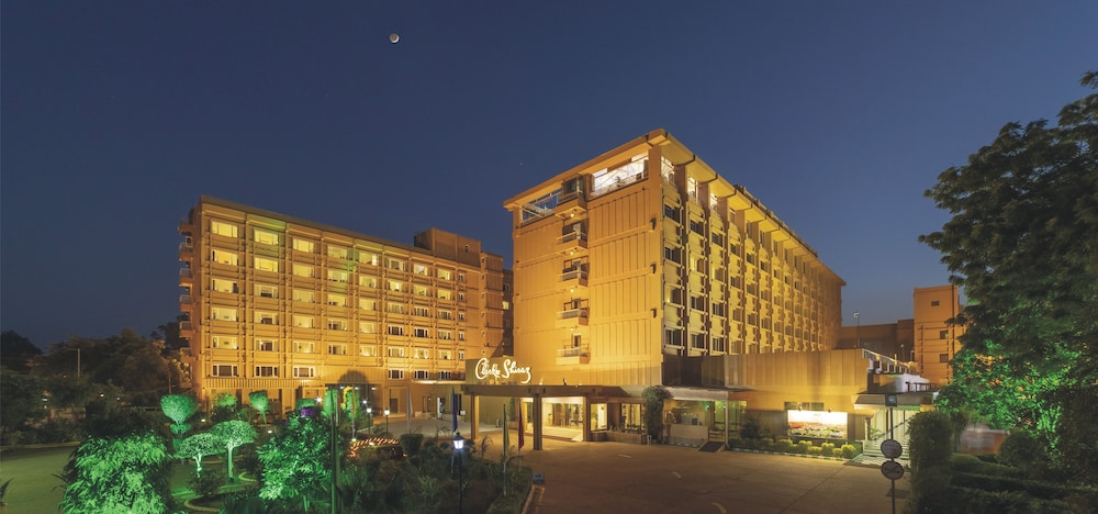 Photo of Hotel Clarks Shiraz, Agra