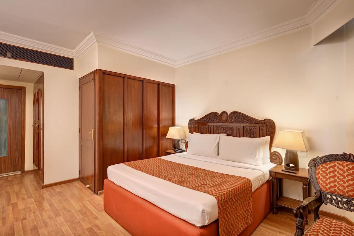 Superior Room Twin or Large River View | Premium bedding, in-room safe, individually furnished, desk