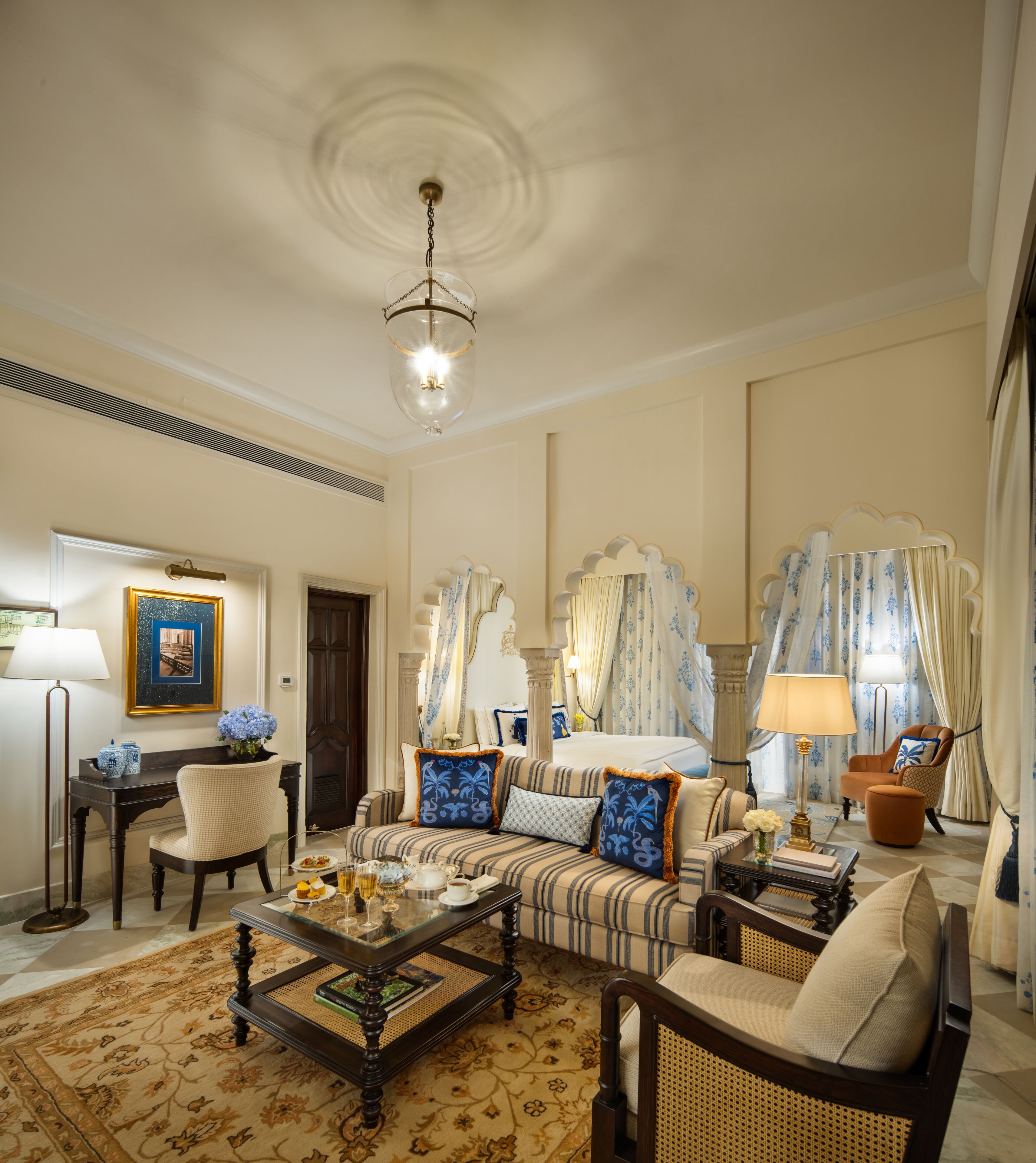 Palace Room, Room | Premium bedding, minibar, in-room safe, laptop workspace