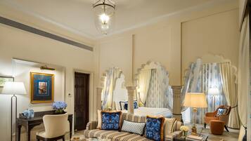 Palace Room, Room | Premium bedding, minibar, in-room safe, laptop workspace