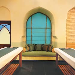 Bilik rawatan pasangan, sauna, tab panas, bilik wap, rawatan badan