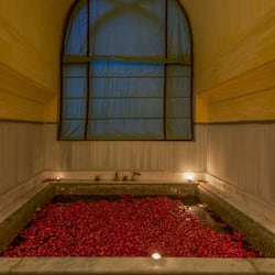 Sale per trattamenti di coppia, sauna, vasca idromassaggio, bagno turco