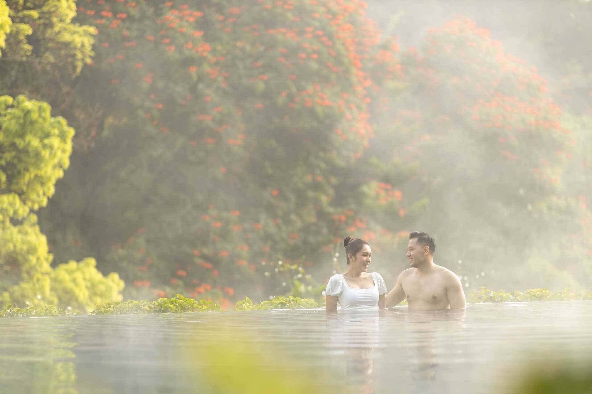 outdoor pool, pool loungers