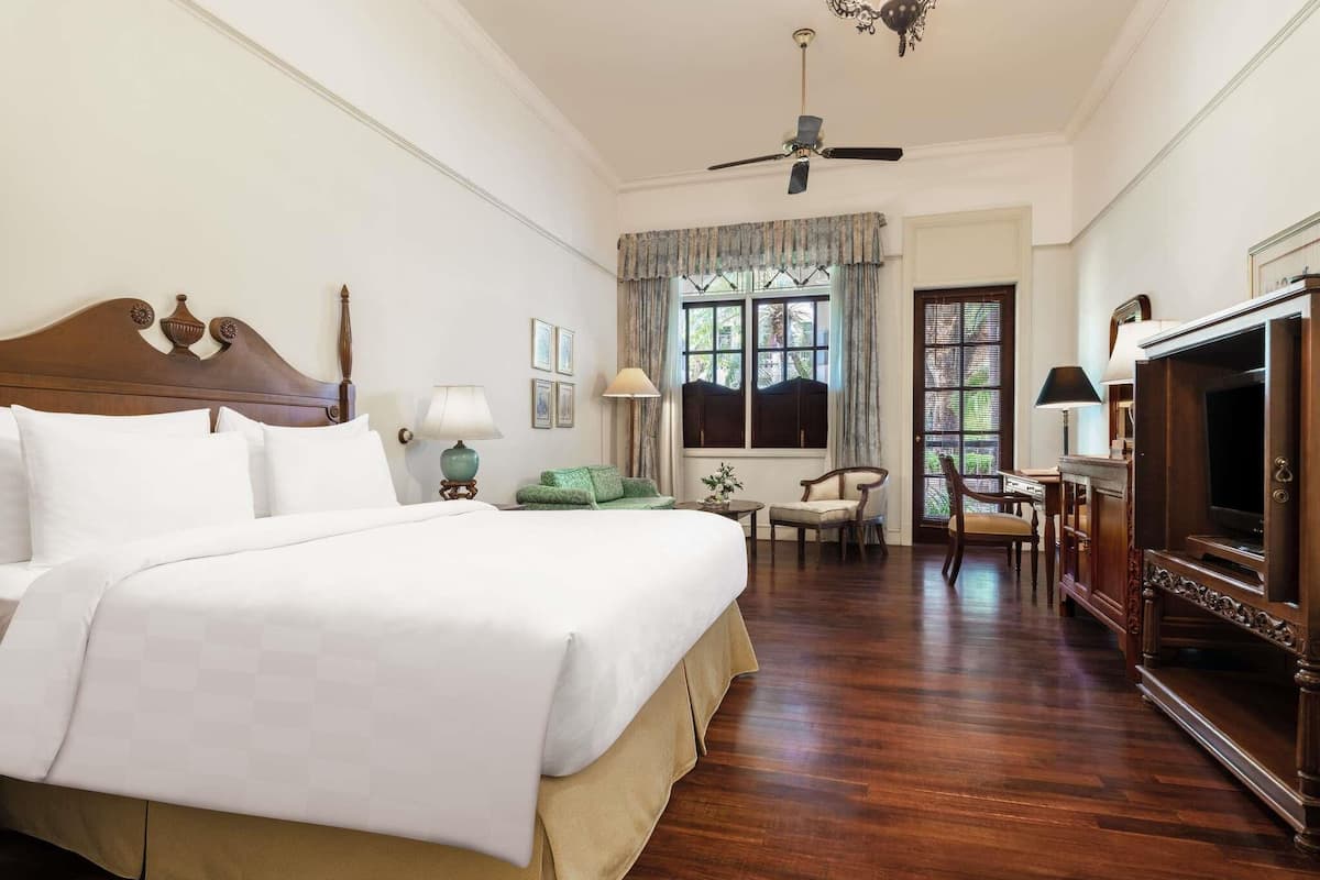 Classic Room, 1 King Bed