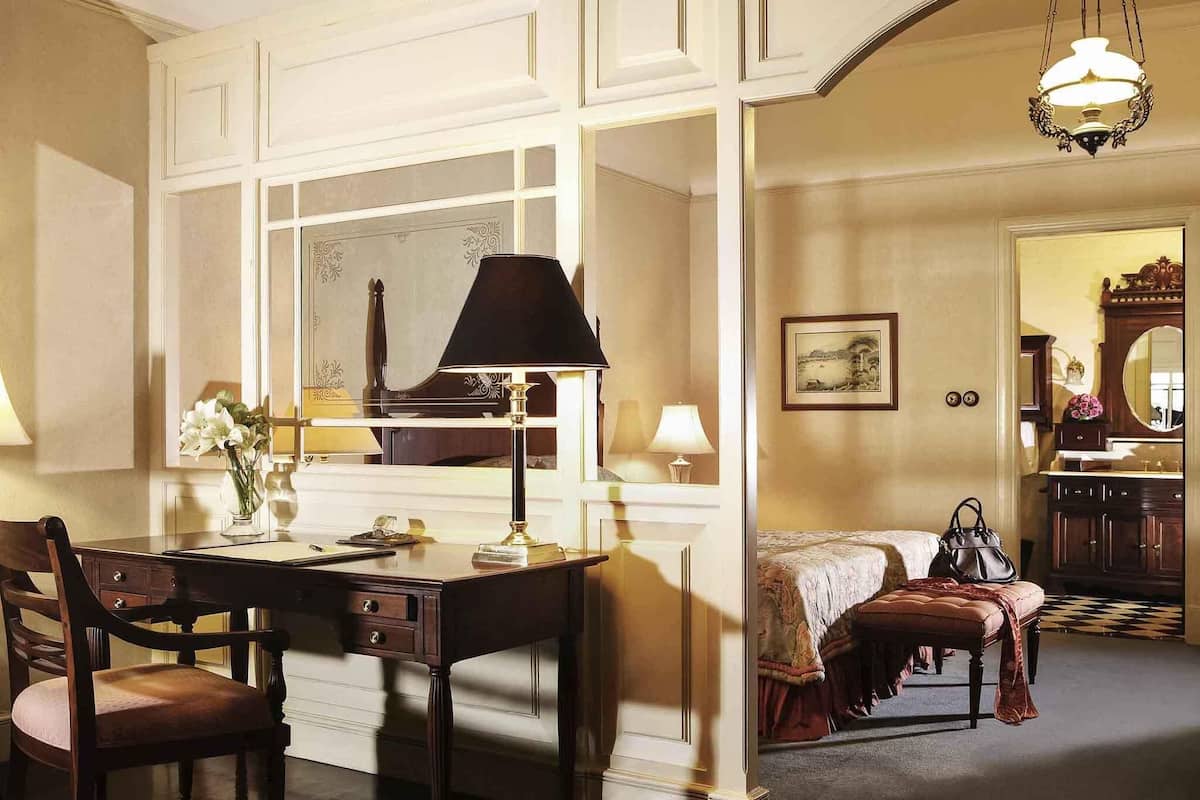 1 Schlafzimmer, Minibar, Zimmersafe, Schreibtisch
