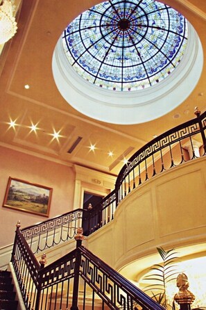 Presidential-suite - 1 kingsize-seng | 1 soveværelse, minibar, pengeskab på værelset, skrivebord