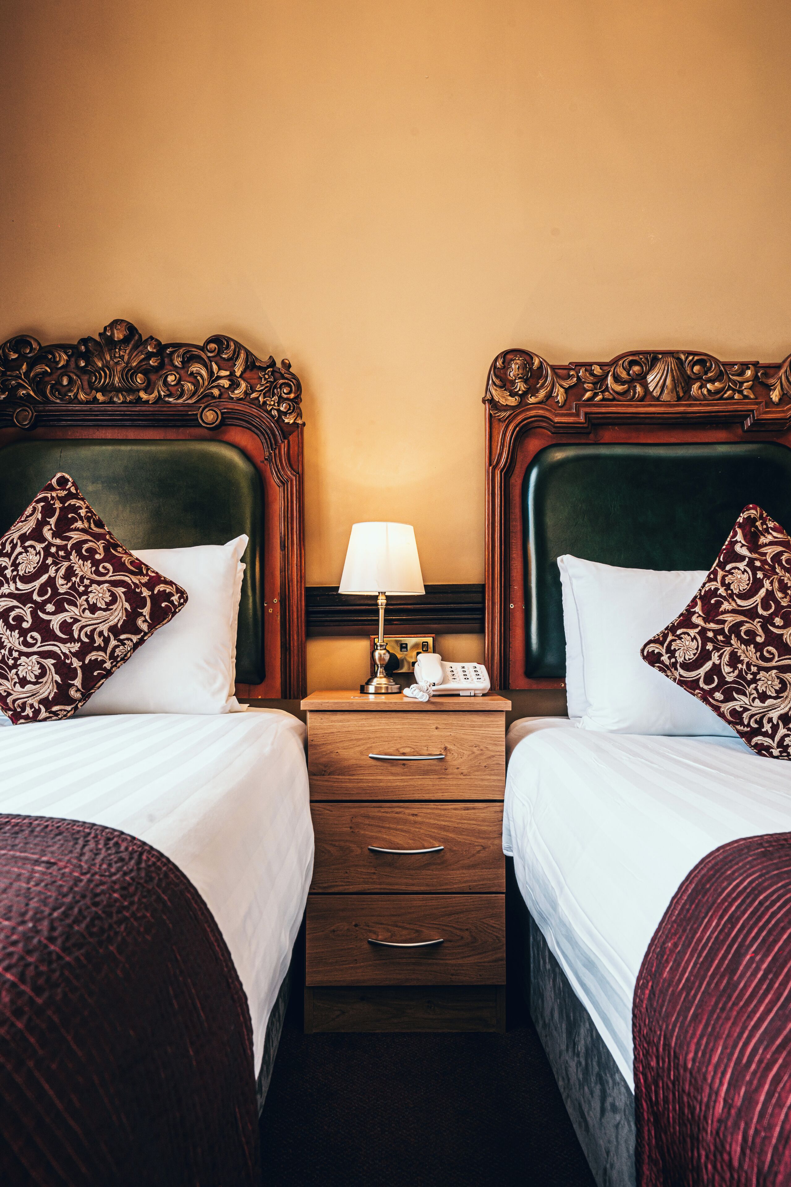 Photo - Russell Court Hotel