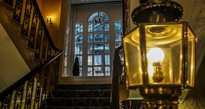 Grand Hotel