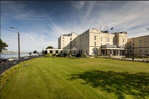 Property grounds - Grand Hotel (Malahide)