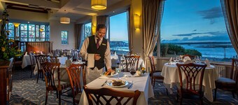 Grand Hotel