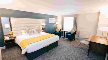 In-room safe, desk, laptop workspace, iron/ironing board