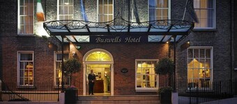 Buswells Hotel