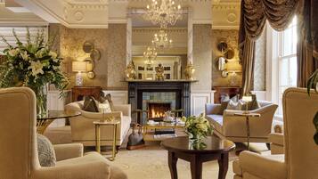 منطقة الجلوس في الردهة