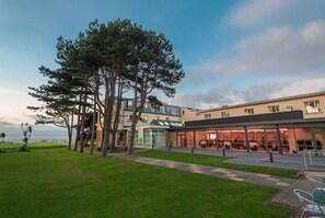 Garden - Marine Hotel (Dublin)