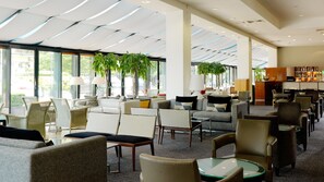 Lobby-Lounge