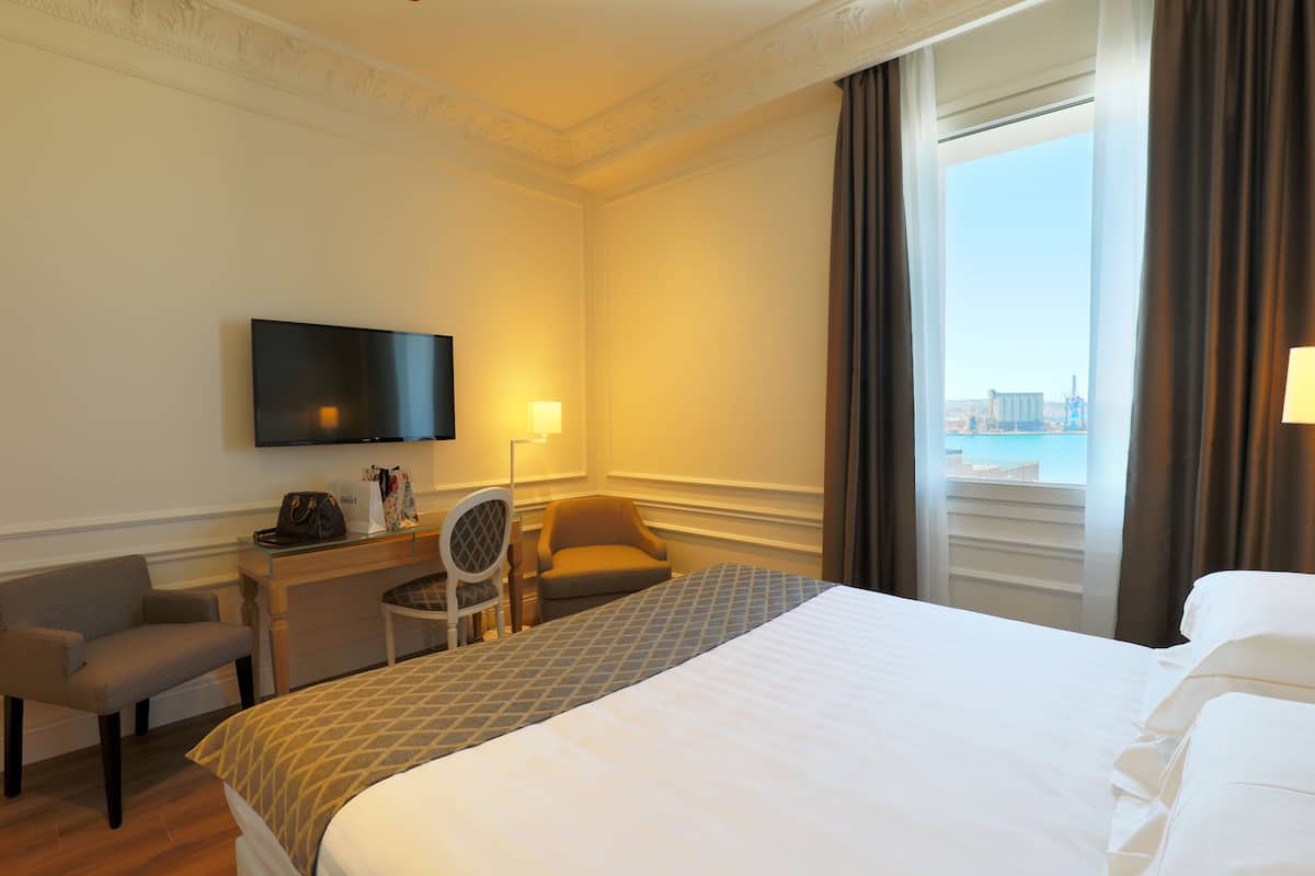Comfort Room | View from room