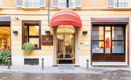 Phi Hotel Bologna