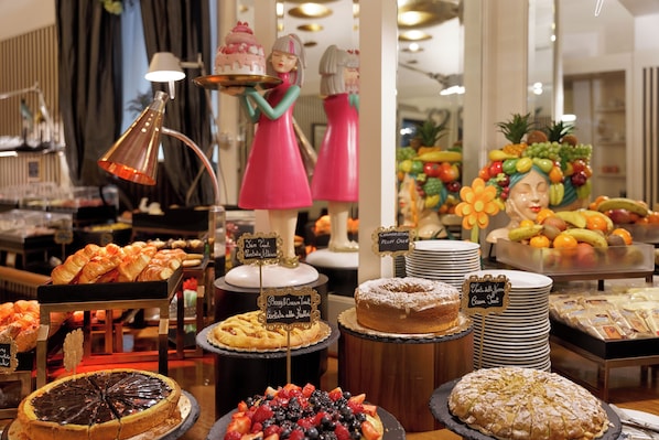 Free breakfast - De La Pace, Sure Hotel Collection by Best Western (Florence)