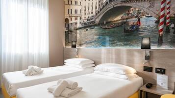 Classic Double or Twin Room | Premium bedding, down duvets, Select Comfort beds, in-room safe