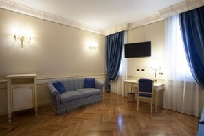 1 bedroom, premium bedding, down comforters, minibar