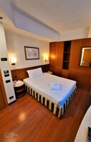 Deluxe Room, 1 Twin Bed | Premium bedding, down comforters, minibar, in-room safe