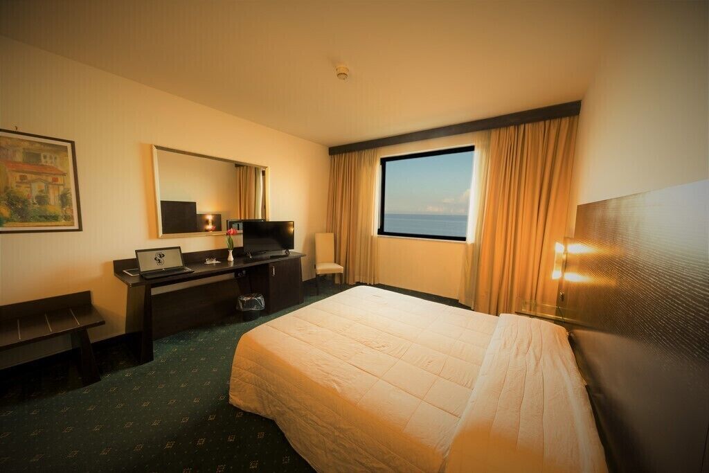 Minibar, in-room safe, desk, blackout drapes