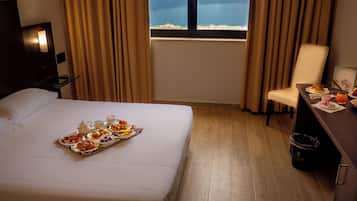 Minibar, in-room safe, desk, blackout curtains