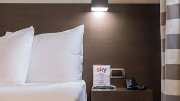 Minibar, Zimmersafe, Schreibtisch, laptopgeeigneter Arbeitsplatz