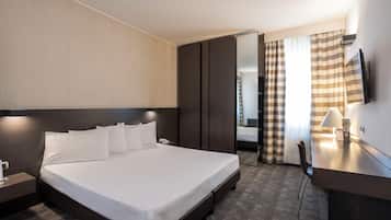 1 phòng ngủ, minibar, két bảo mật tại phòng, bàn