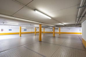 Self-parking (surcharge) 12.00 per day