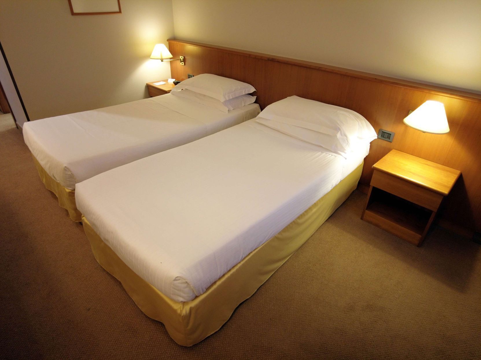 Down duvets, minibar, in-room safe, desk