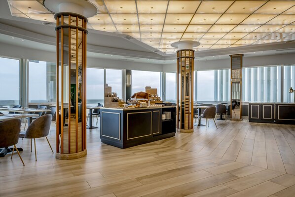 Daily buffet breakfast (EUR 15 per person)