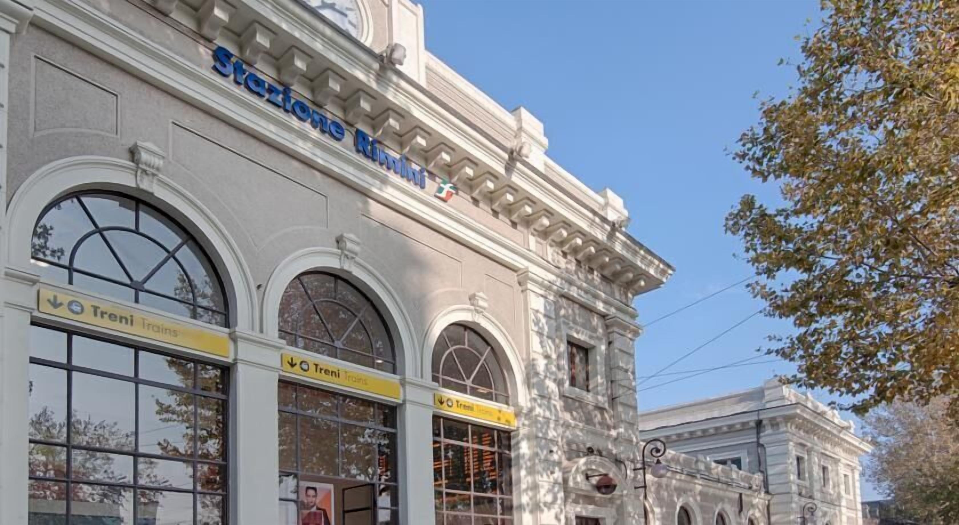 Photo - Hotel Napoleon - City & Station