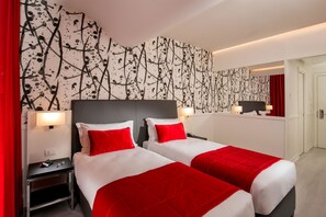 Premium bedding, minibar, in-room safe, desk