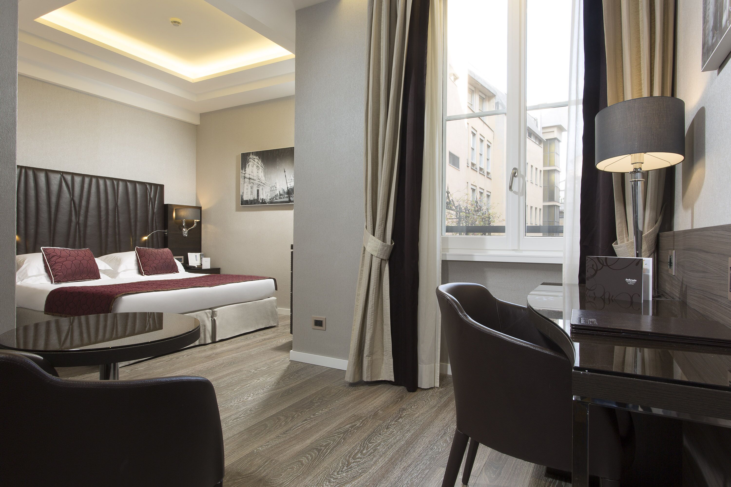 deluxe double room | 1 bedroom, premium bedding, memory-foam beds, free minibar
