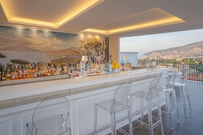2 bars/lounges, rooftop bar - Majestic Palace Hotel (Sant'Agnello)