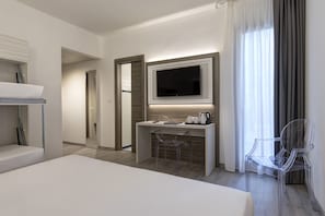 Family Room, Multiple Beds, Non Smoking | Hypo-allergenic bedding, down comforters, minibar, in-room safe