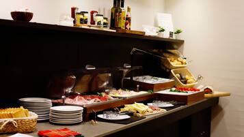 Desayuno completo incluido todos los días