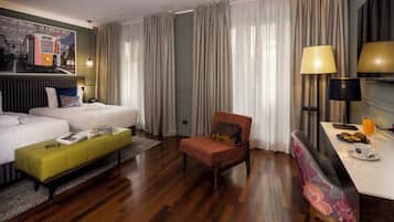 Minibar, in-room safe, desk, laptop workspace