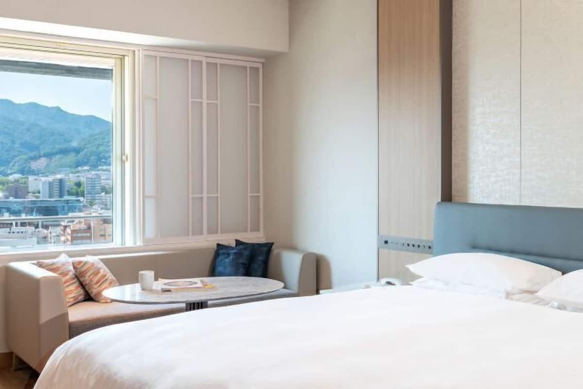 1 chambre, coffres-forts dans les chambres, ameublement personnalisé